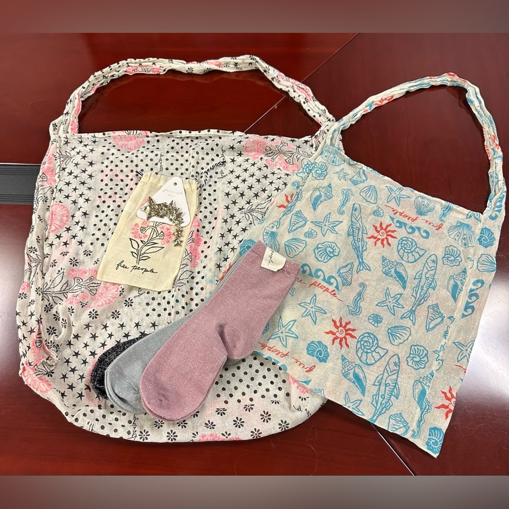 Free People Seashell and Floral Tote Set with new Socks and a new Brooch